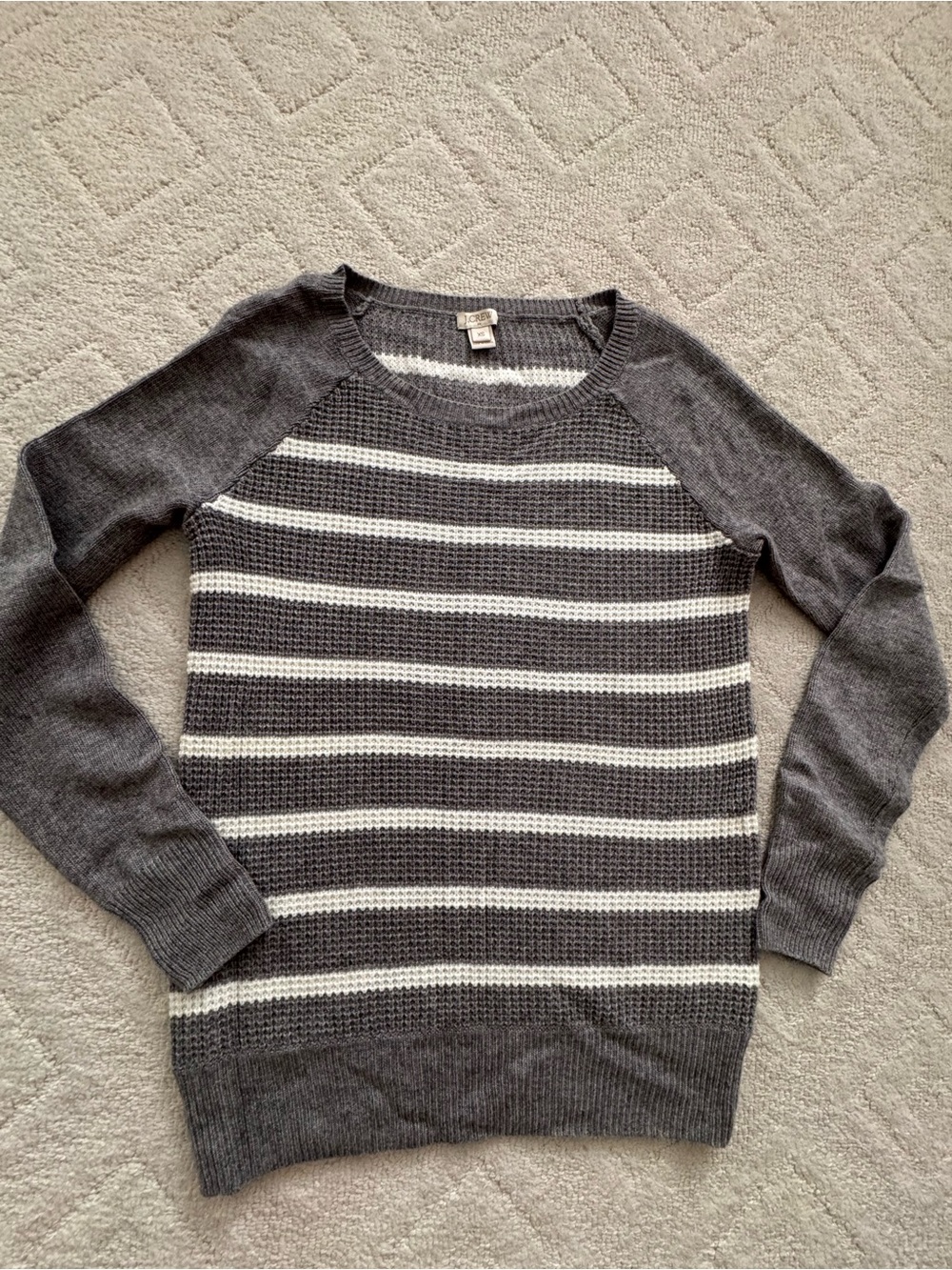 Jcrew Gray & White Striped Women's Sweater - Classic Crewneck/ XS